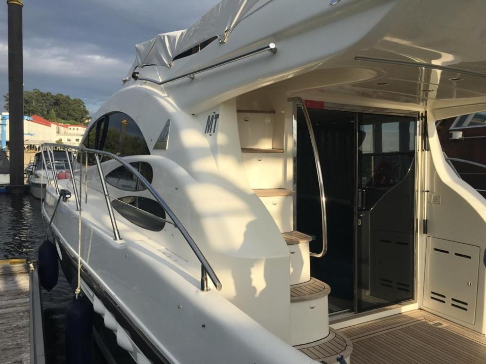 Porto Private Yacht- Accommodation Douro River 外观 照片